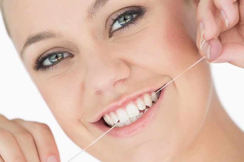 Domowe metody wybielania zębów